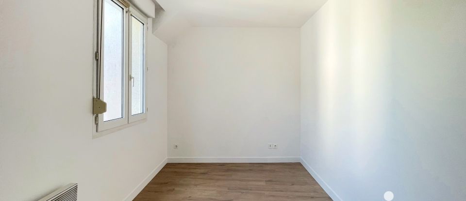 Duplex 2 rooms of 50 m² in Plaisir (78370)