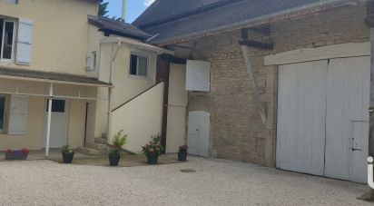 Maison 4 pièces de 149 m² à Sennecey-le-Grand (71240)