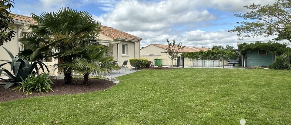 Maison 6 pièces de 150 m² à L'Absie (79240)