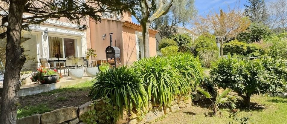 House 5 rooms of 110 m² in Le Castellet (83330)