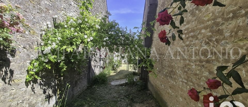 Traditional house 5 rooms of 99 m² in Pithiviers (45300)