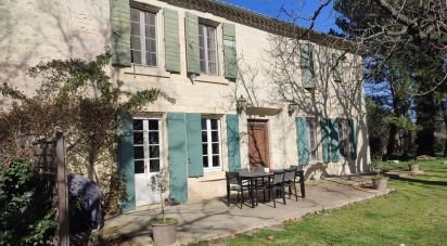 Maison 10 pièces de 450 m² à Beaucaire (30300)