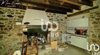 Town house 4 rooms of 90 m² in Bazoges-en-Paillers (85130)