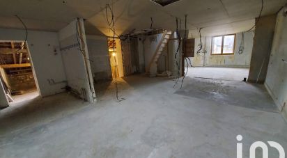 Maison 5 pièces de 190 m² à Ville-Saint-Jacques (77130)