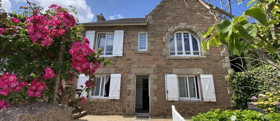 House 5 rooms of 95 m² in Perros-Guirec (22700)