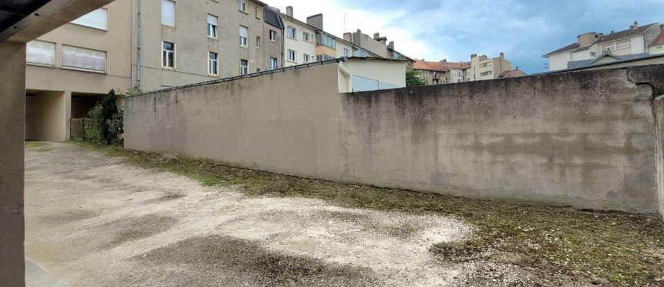 Parking/garage/box de 16 m² à Metz (57000)