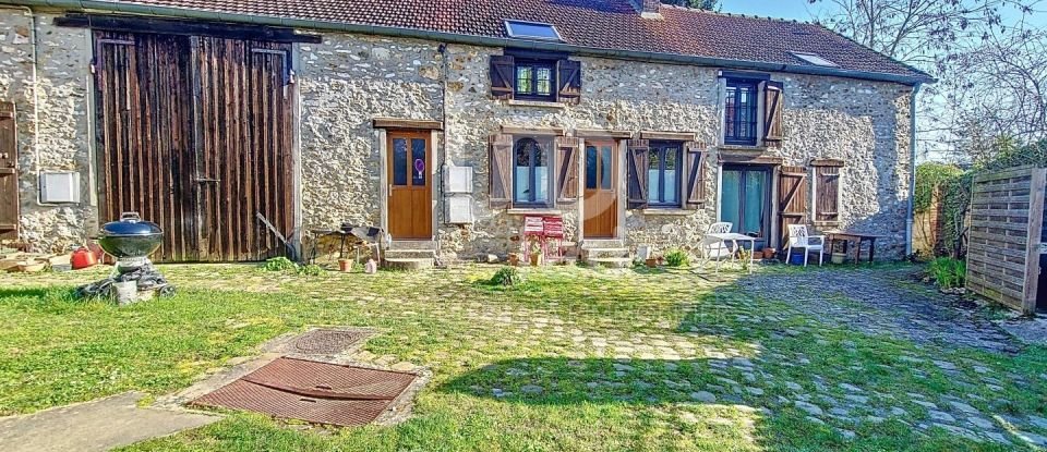 Ferme 9 pièces de 184 m² à Plaisir (78370)