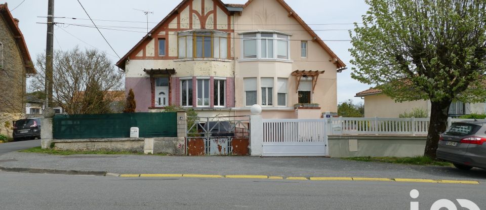 Maison 4 pièces de 80 m² à Ruffec (16700)