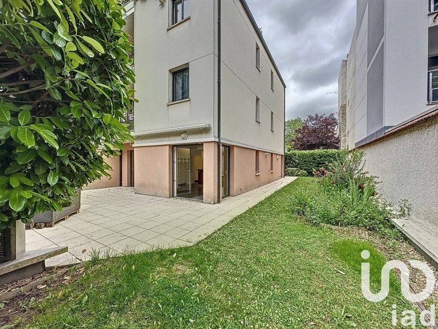 Vente Appartement 65m² 3 Pièces à Joinville-le-Pont (94340) - Iad France
