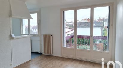 Apartment 1 room of 30 m² in Montgeron (91230)