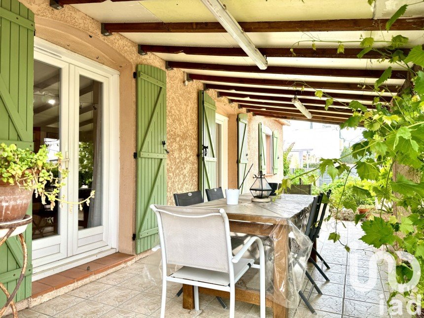 Maison traditionnelle 5 pièces de 89 m² à Fos-sur-Mer (13270)