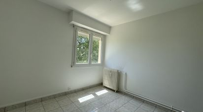 Apartment 3 rooms of 60 m² in Hourtin (33990)