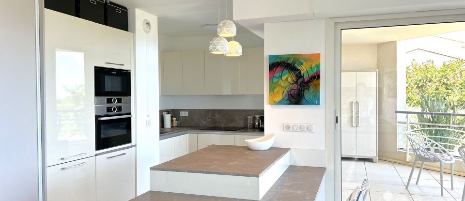 Appartement 2 pièces de 56 m² à Roquebrune-Cap-Martin (06190)