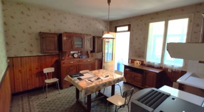 House 4 rooms of 3 m² in Saint-Léger-sur-Vouzance (03130)