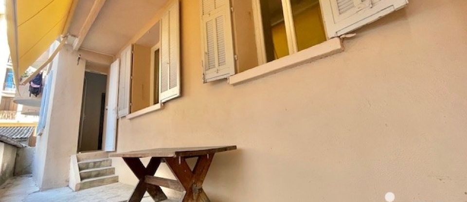 Appartement 4 pièces de 70 m² à Toulon (83200)