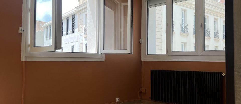 Appartement 3 pièces de 85 m² à Narbonne (11100)