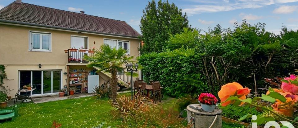 Traditional house 4 rooms of 100 m² in Gagny (93220)