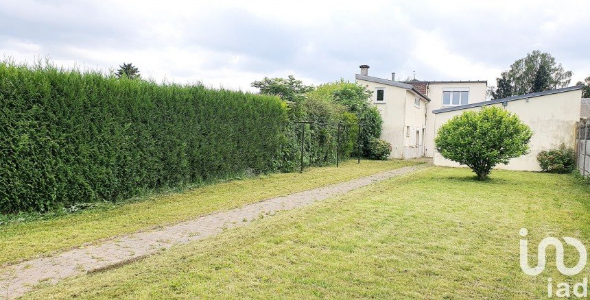 House 7 rooms of 110 m² in Catillon-sur-Sambre (59360)