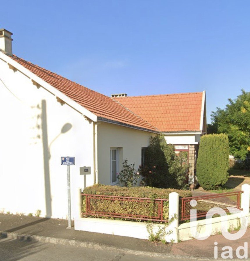 Maison traditionnelle 5 pièces de 125 m² à Saint-Sébastien-sur-Loire (44230)