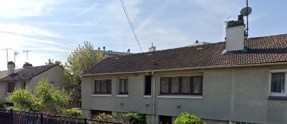 Traditional house 6 rooms of 115 m² in Noisy-le-Sec (93130)