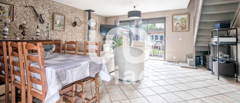 House 5 rooms of 96 m² in Le Blanc-Mesnil (93150)