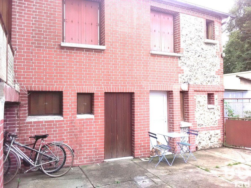 Maison 8 pièces de 130 m² à Fleury-sur-Andelle (27380)