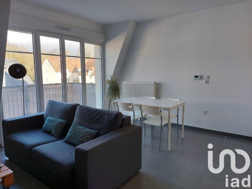 Apartment 2 rooms of 46 m² in Amiens (80000)