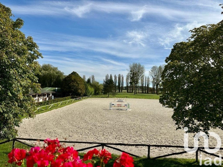 Equestrian facility 8 rooms of 100 m² in Rambouillet (78120)