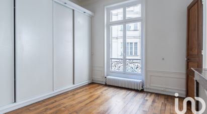 Appartement 2 pièces de 53 m² à Paris (75017)