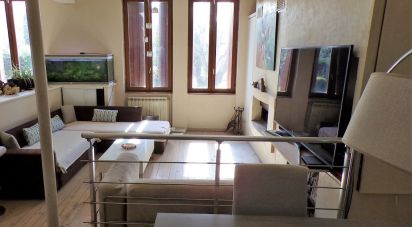 House 4 rooms of 145 m² in Toulouse (31200)