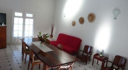 House 9 rooms of 248 m² in Le Moule (97160)
