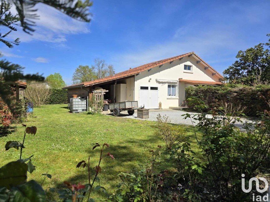 Maison 4 pièces de 103 m² à Saint-Maurice-sur-Adour (40270)