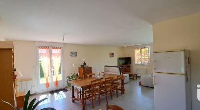 House 4 rooms of 80 m² in Lassay-les-Châteaux (53110)