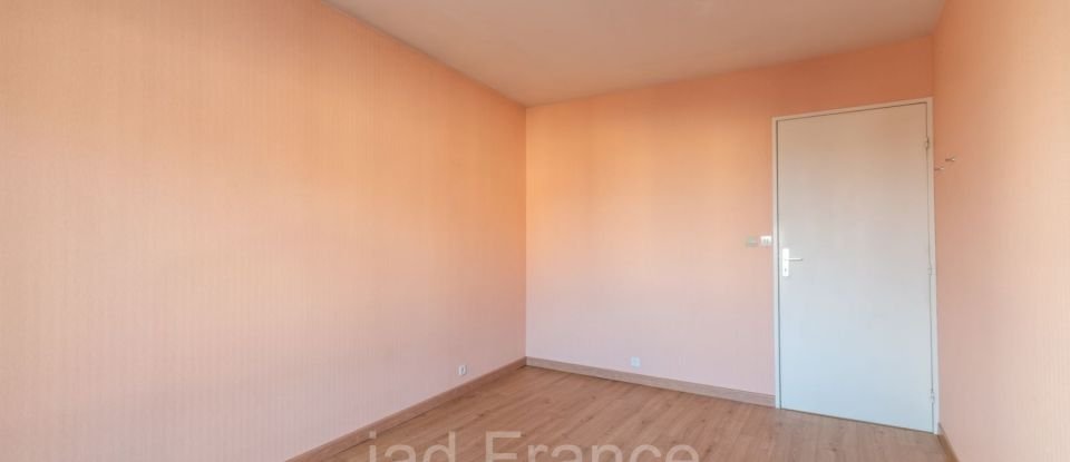 Apartment 4 rooms of 87 m² in Mantes-la-Jolie (78200)