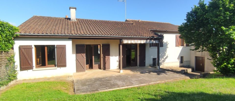 House 6 rooms of 101 m² in Nouaillé-Maupertuis (86340)