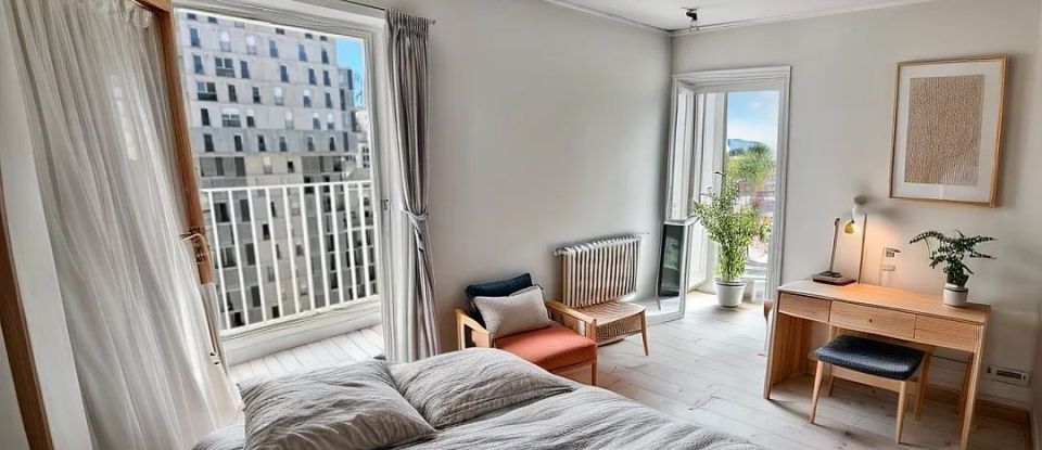 Duplex 4 rooms of 99 m² in Marseille (13002)