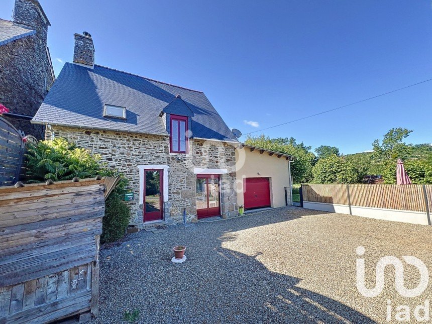 Maison de campagne 3 pièces de 76 m² à Bazouges-la-Pérouse (35560)