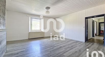 Appartement 5 pièces de 111 m² à Bois-d'Amont (39220)