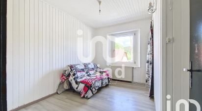 Appartement 5 pièces de 111 m² à Bois-d'Amont (39220)