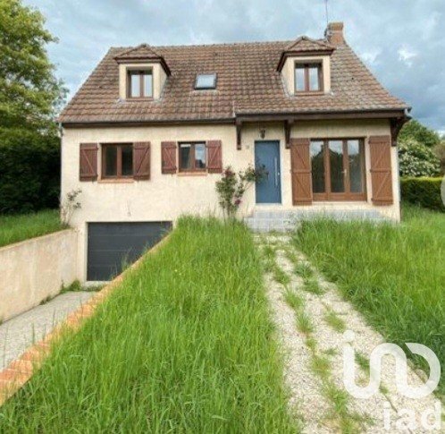 Maison 5 pièces de 140 m² à Péronne (80200)