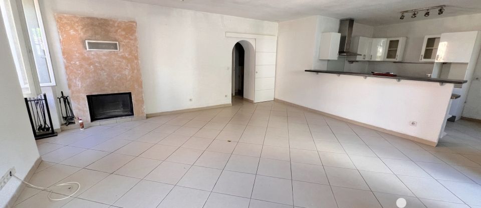 Appartement 5 pièces de 102 m² à Saint-Sauveur-sur-Tinée (06420)