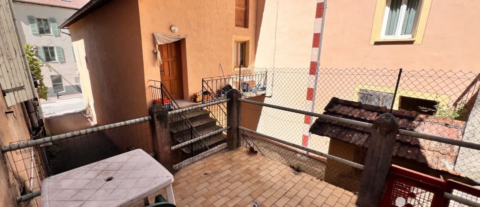 Appartement 5 pièces de 102 m² à Saint-Sauveur-sur-Tinée (06420)