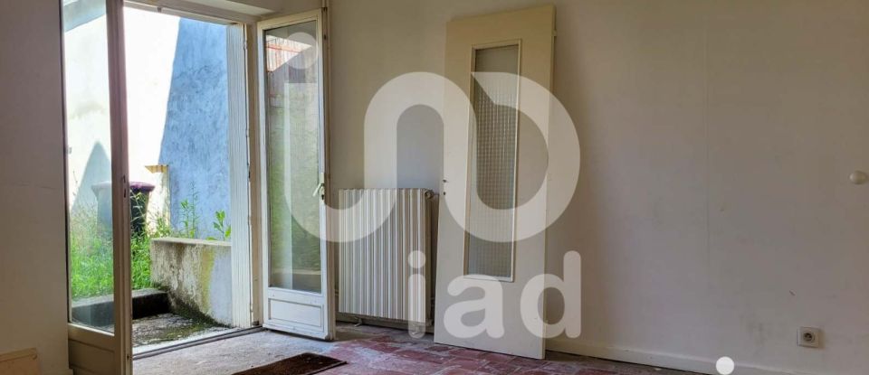 Village house 4 rooms of 87 m² in Désertines (03630)