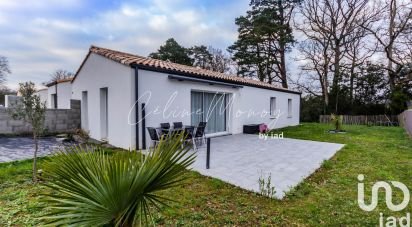 Maison 5 pièces de 100 m² à Nesmy (85310)