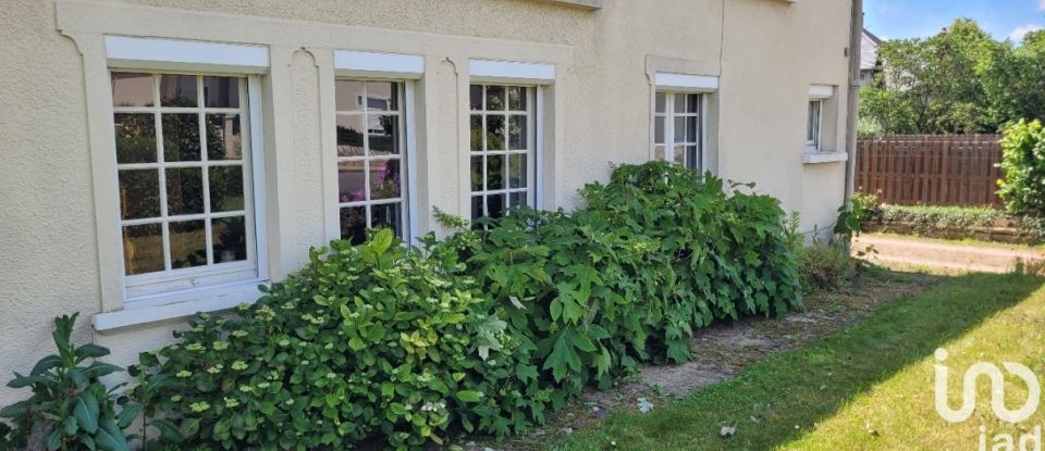 Traditional house 9 rooms of 185 m² in Saint-Amand-Montrond (18200)