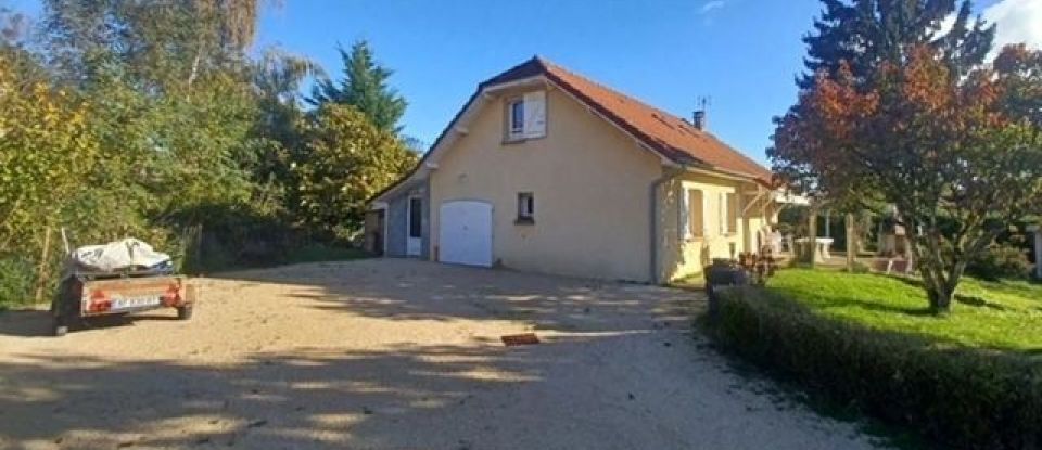 Maison 5 pièces de 156 m² à Rochetoirin (38110)