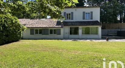 House 6 rooms of 160 m² in Jouques (13490)
