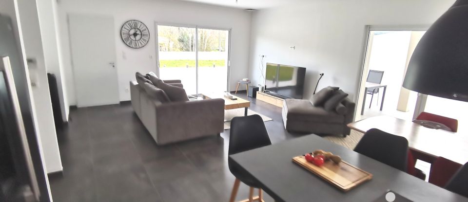 Maison 4 pièces de 98 m² à Villevocance (07690)