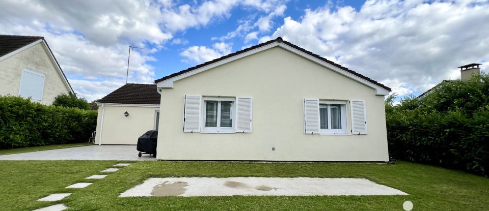 Maison 5 pièces de 100 m² à Claye-Souilly (77410)