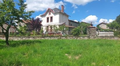 House 6 rooms of 117 m² in Saint-Auvent (87310)